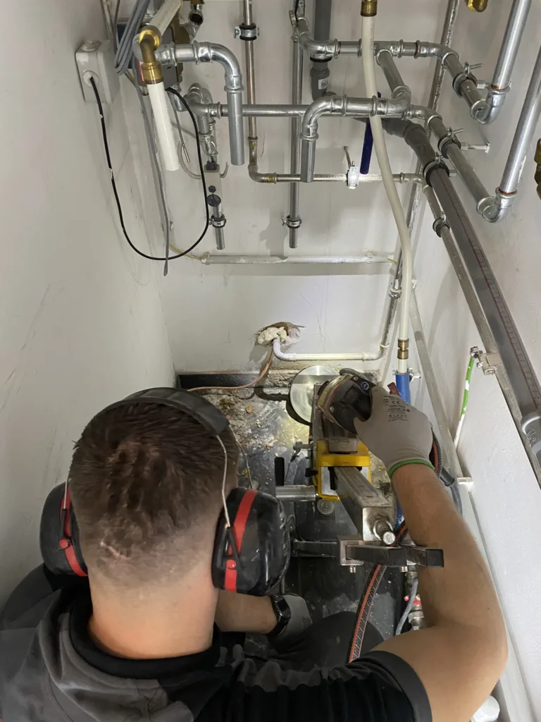 ISKA Haustechnik Heizungstausch Luftwärmepumpe__5862